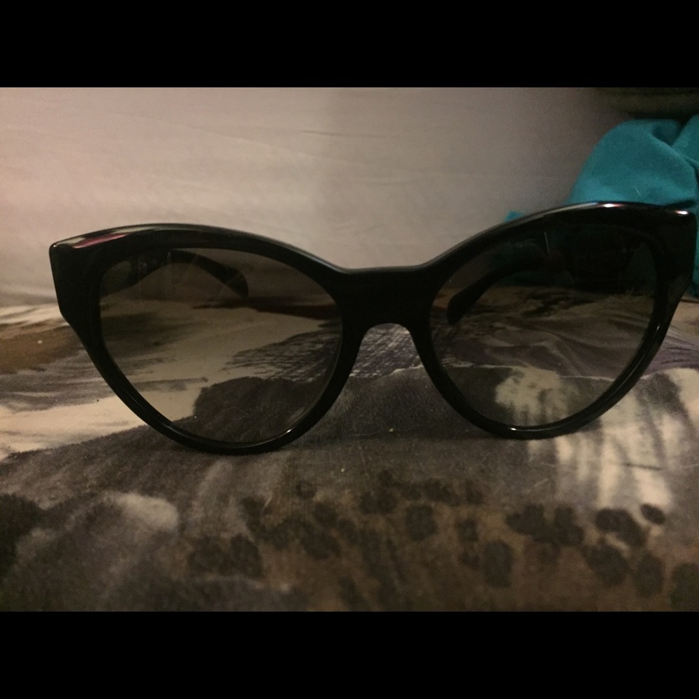 Prada Sunglasses nwot